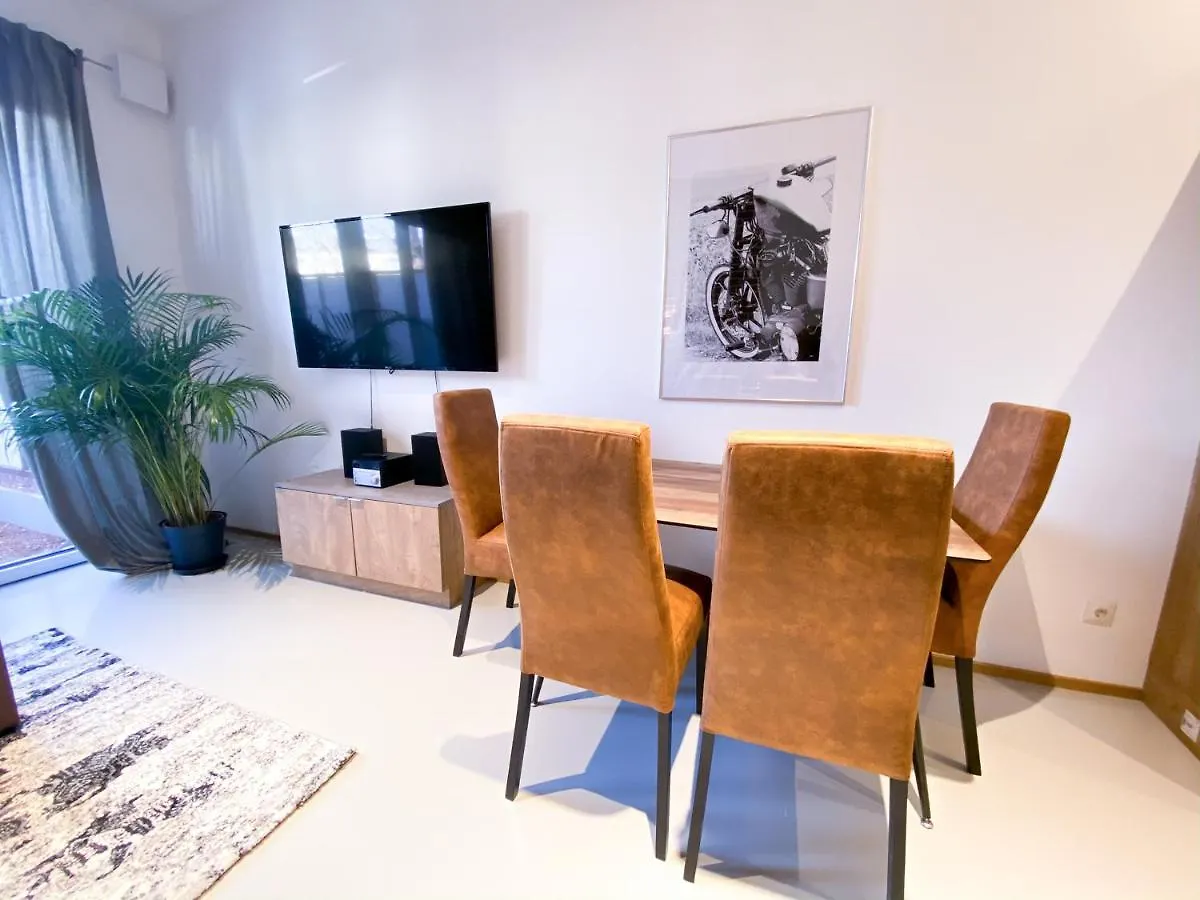 Darebell - Designerapartments Kirchfeldgasse Vienna Apartment