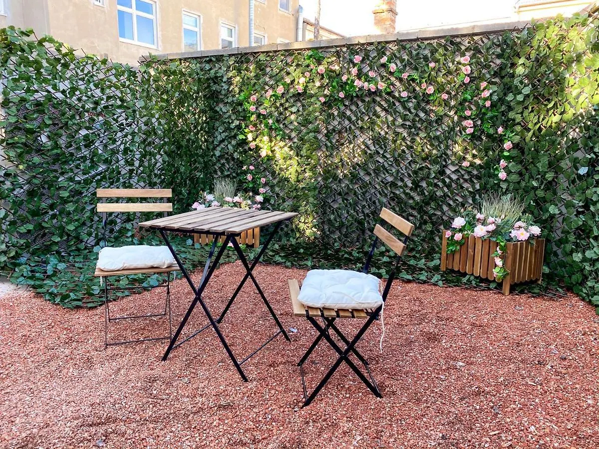 Apartment Darebell - Designerapartments Kirchfeldgasse Vienna