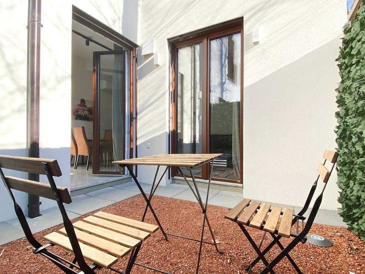 Darebell - Designerapartments Kirchfeldgasse Vienna Apartment